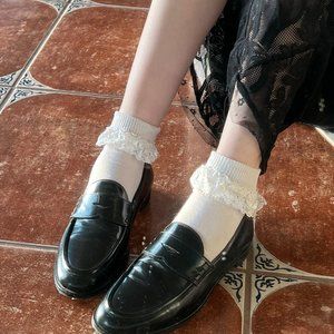 Black Burberry Patent Leather Loafers 35 (US 5)